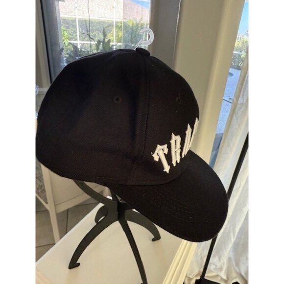 Trapstar Irongate Logo Cap Hat US Seller Skull Black White Made in USA Snap Back - Picture 5 of 9